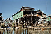 Tonle Sap - Kampong Phluk floating village - stilted houses
